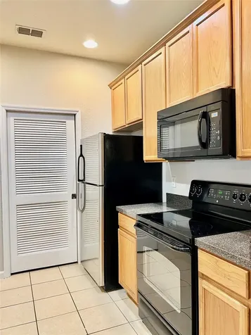3341 Whitestone Circle Kissimmee FL 34741