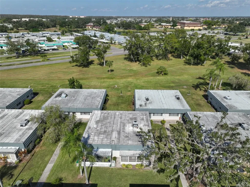1811 Bedford Lane Sun City Center FL 33573