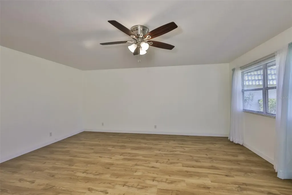 1811 Bedford Lane Sun City Center FL 33573