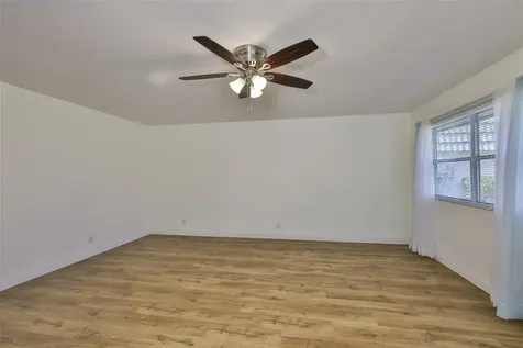 1811 Bedford Lane Sun City Center FL 33573
