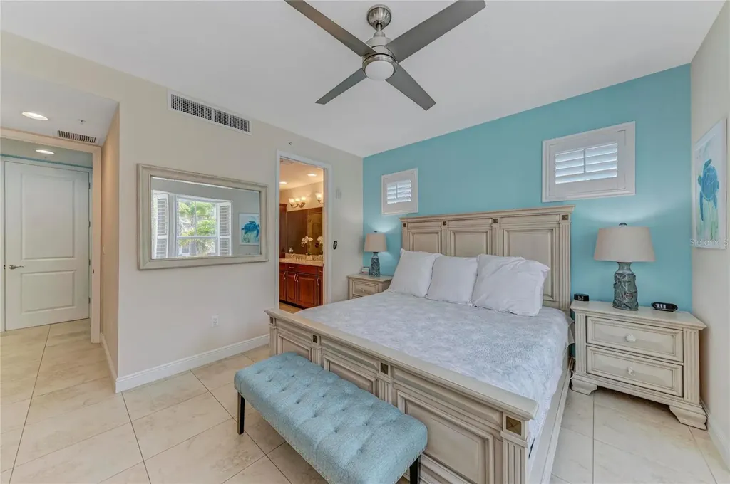 391 Aruba Circle Bradenton FL 34209