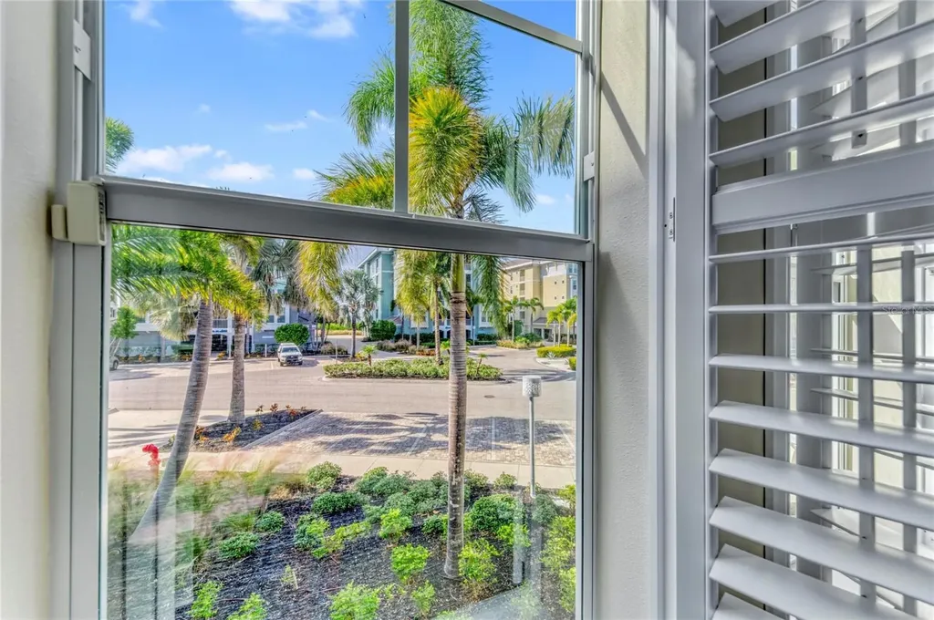 391 Aruba Circle Bradenton FL 34209