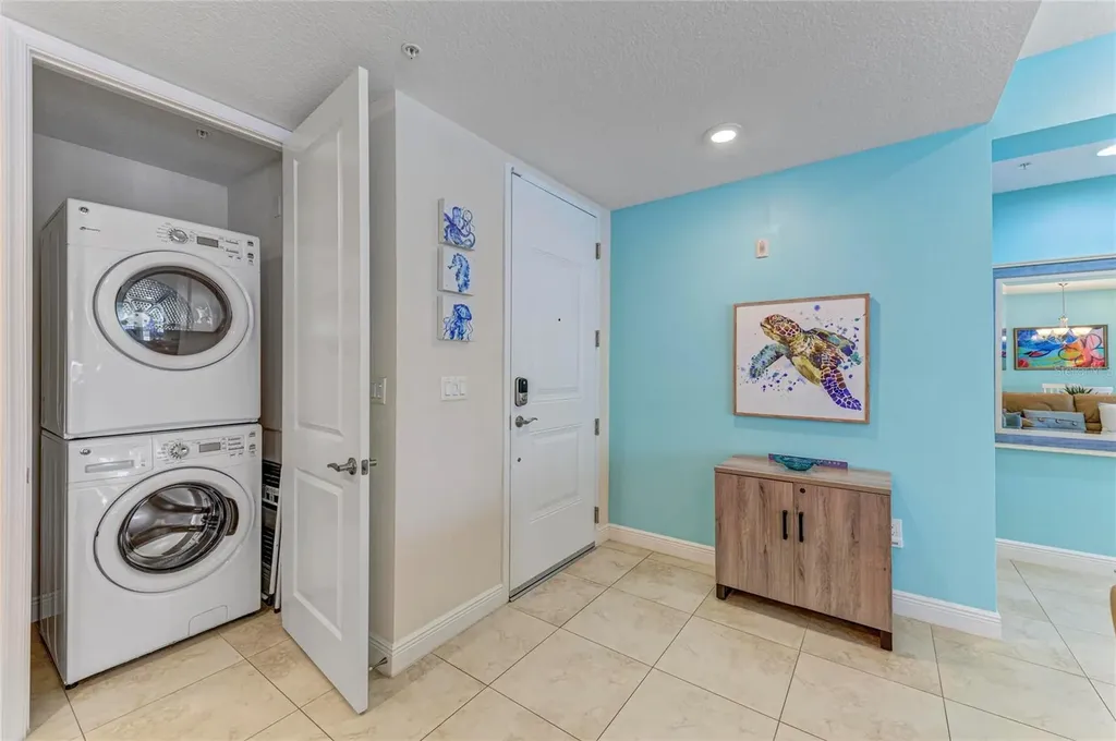 391 Aruba Circle Bradenton FL 34209