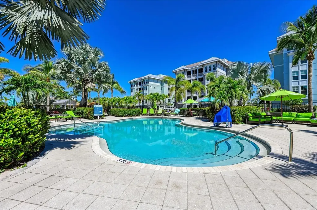 391 Aruba Circle Bradenton FL 34209