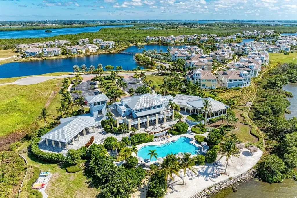 391 Aruba Circle Bradenton FL 34209