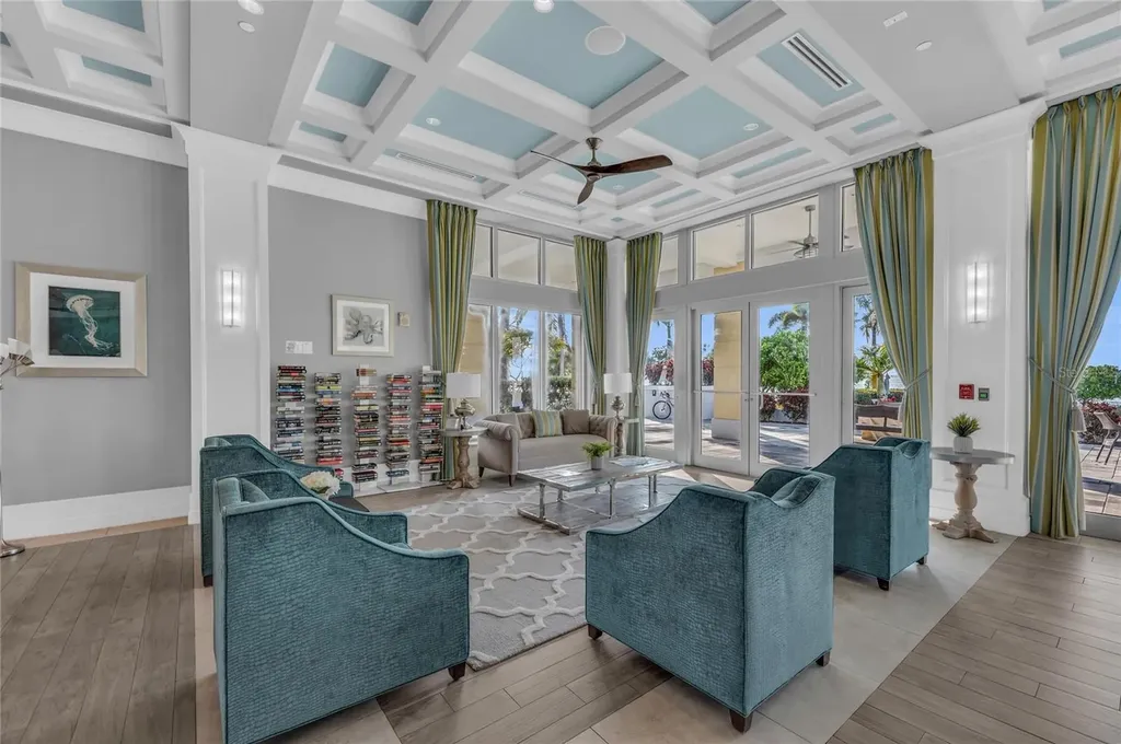 391 Aruba Circle Bradenton FL 34209