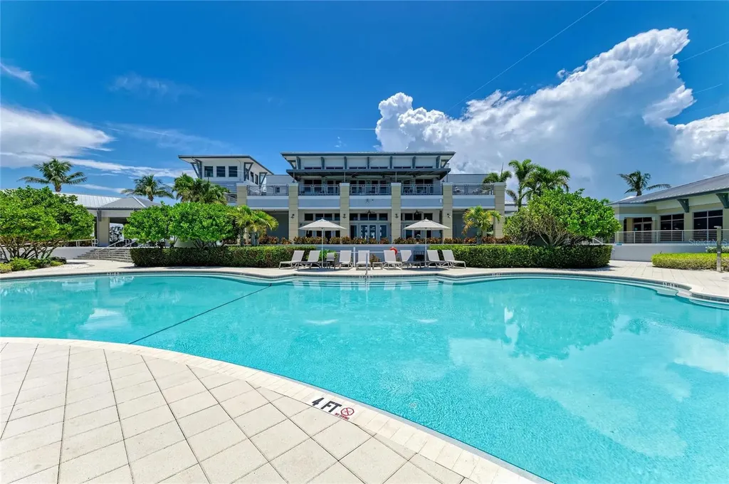 391 Aruba Circle Bradenton FL 34209