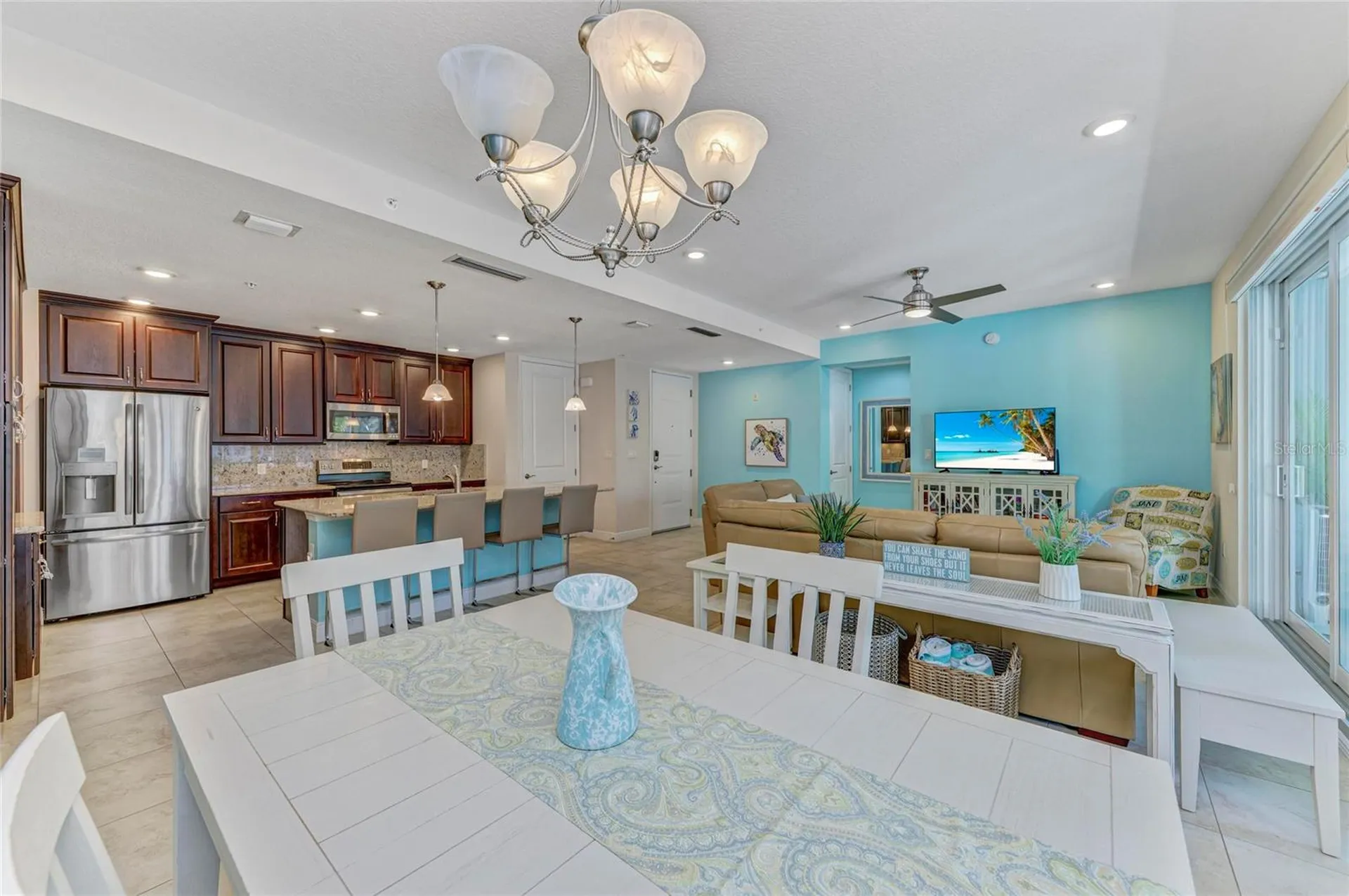 391 Aruba Circle Bradenton FL 34209