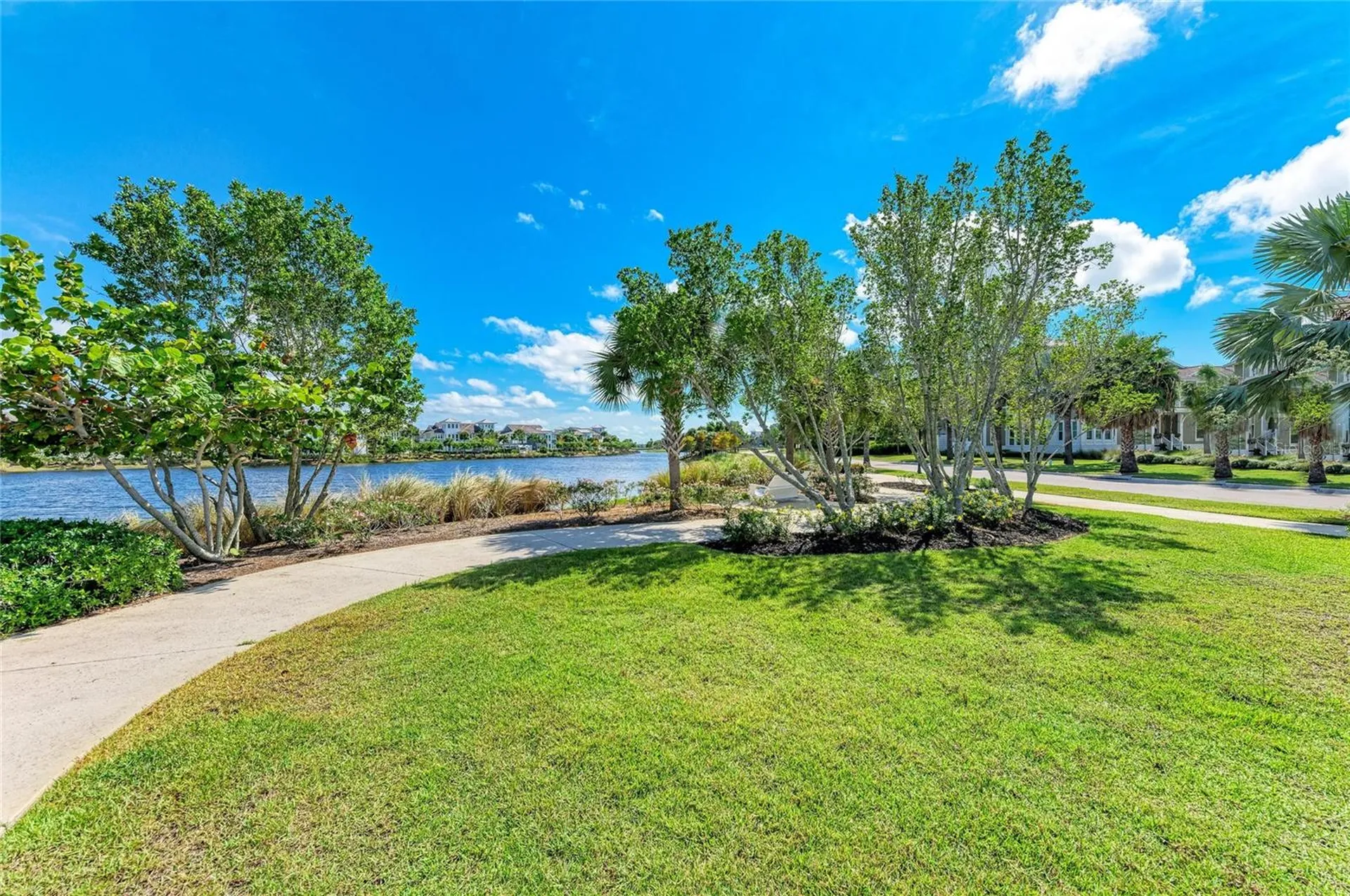 391 Aruba Circle Bradenton FL 34209