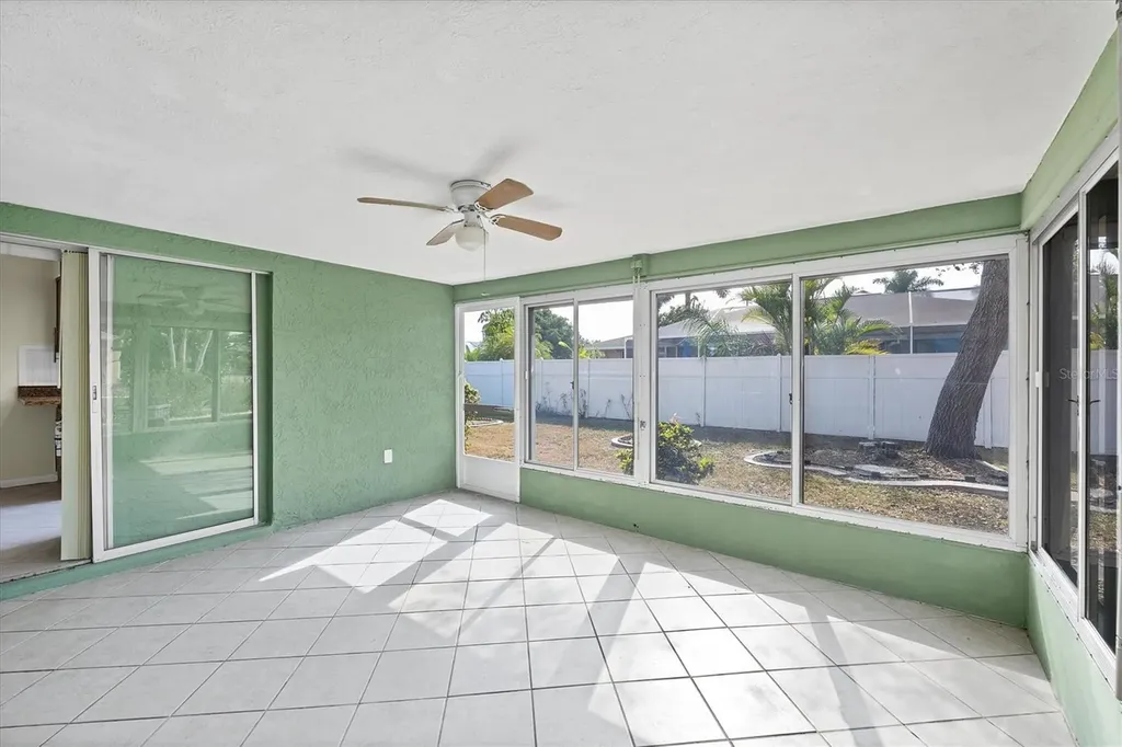 122 SE 41st Terrace Cape Coral FL 33904