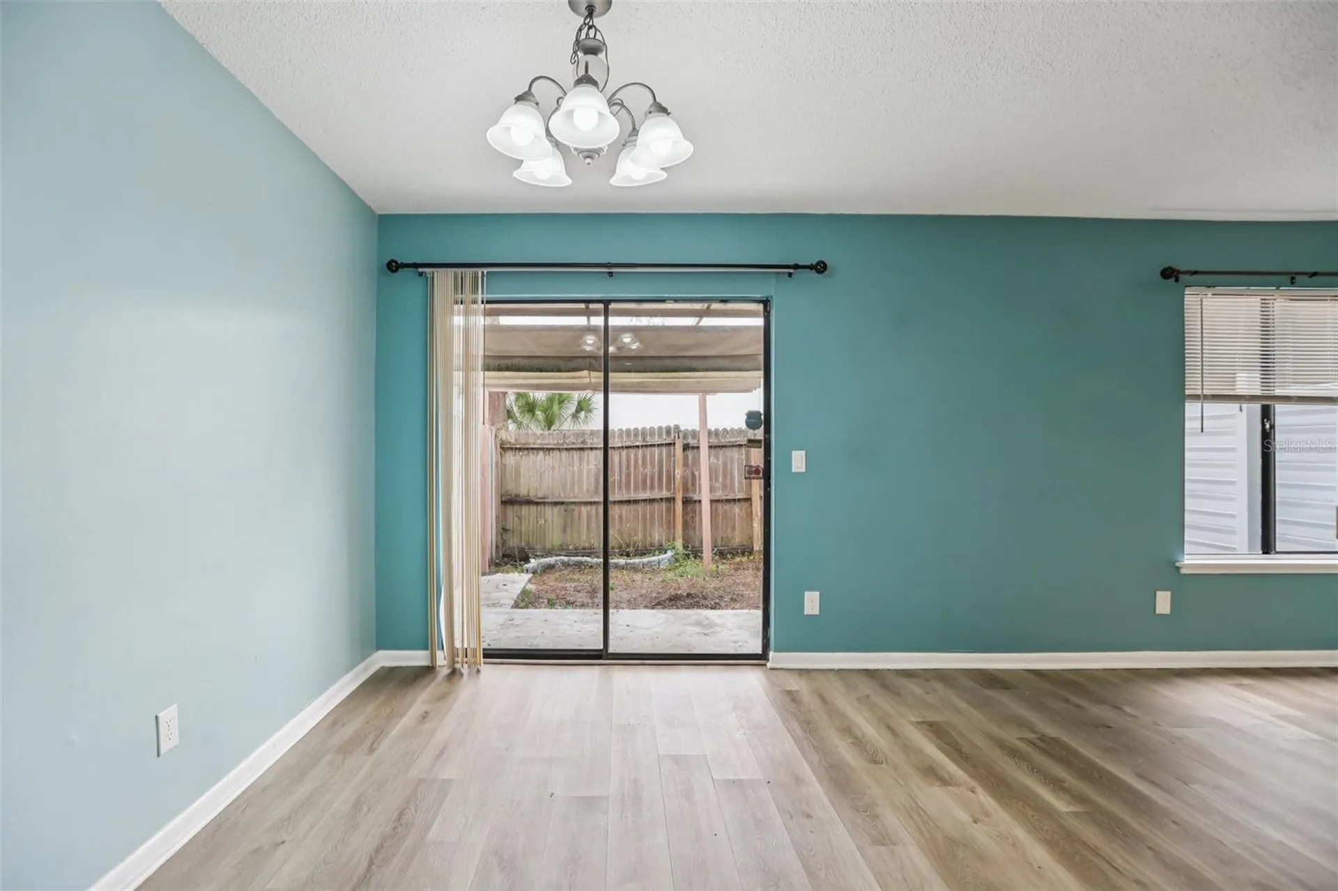 1310 Mountain View Drive Tampa FL 33612