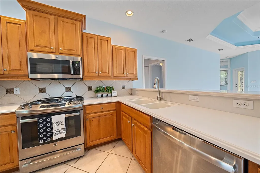 6619 Pinefeather Court Bradenton FL 34203