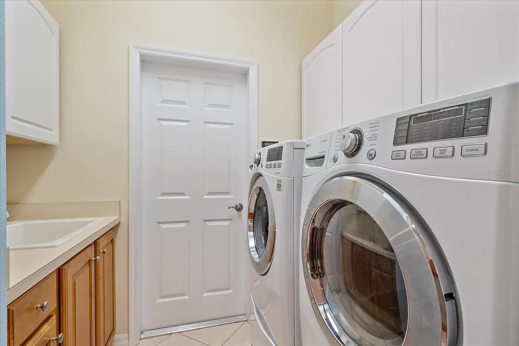 6619 Pinefeather Court Bradenton FL 34203