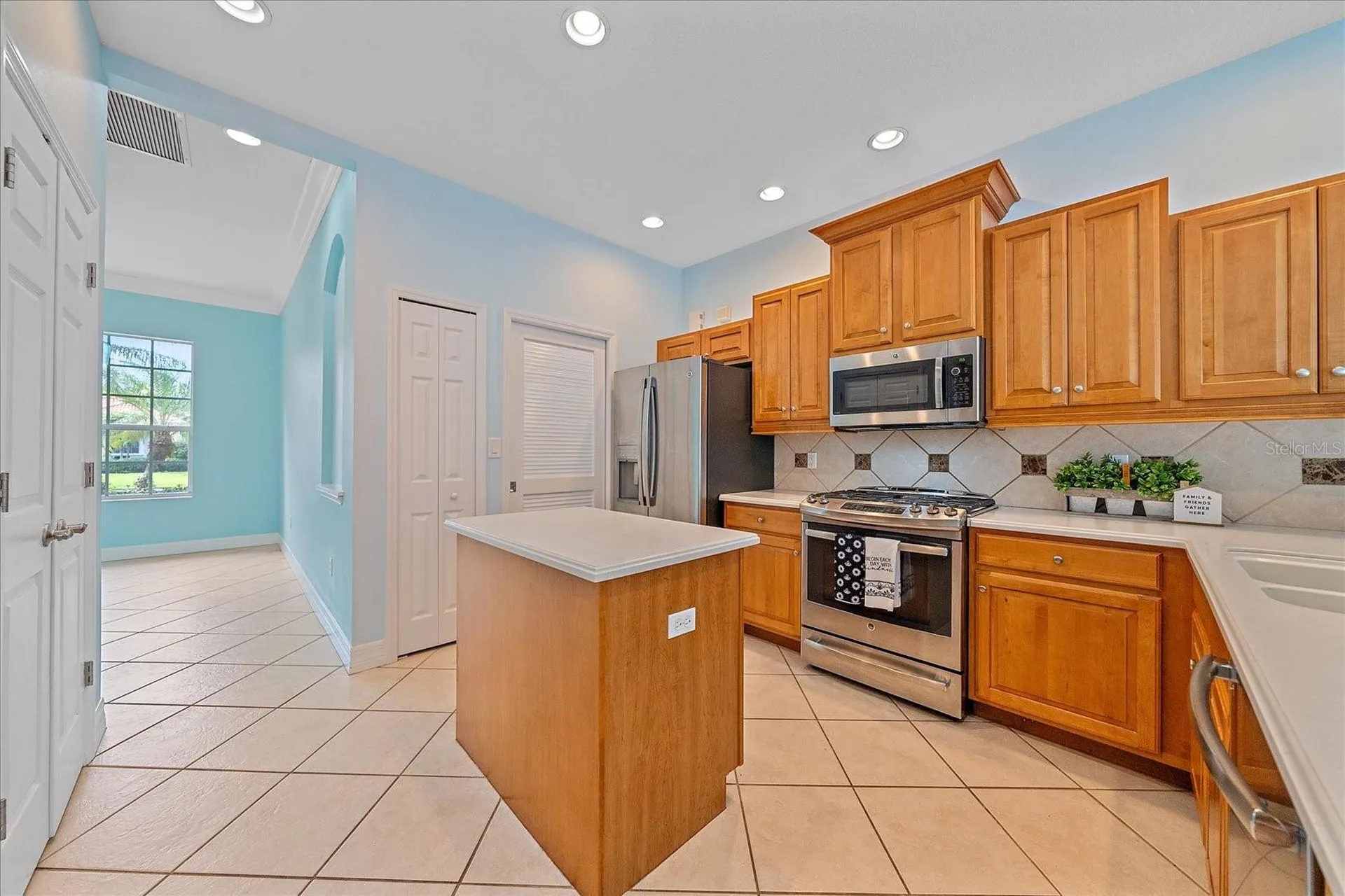 6619 Pinefeather Court Bradenton FL 34203
