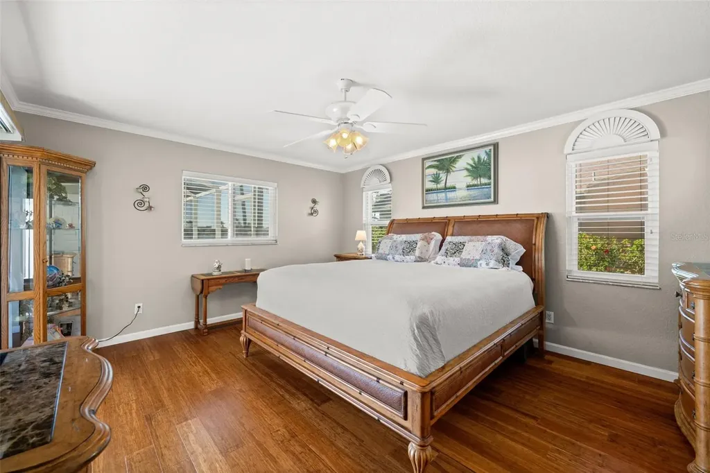 626 Cape Coral Parkway W Cape Coral FL 33914