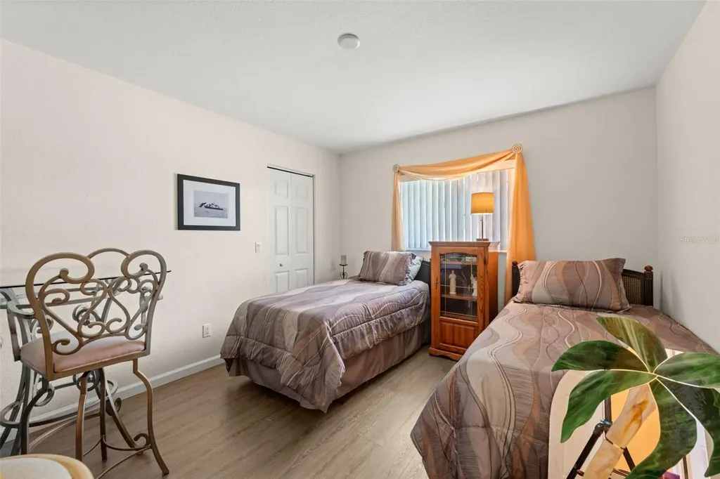 626 Cape Coral Parkway W Cape Coral FL 33914