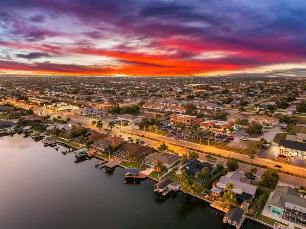 626 Cape Coral Parkway W Cape Coral FL 33914
