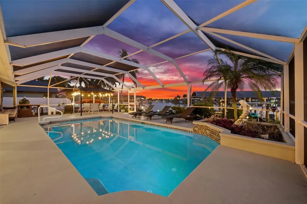 626 Cape Coral Parkway W Cape Coral FL 33914