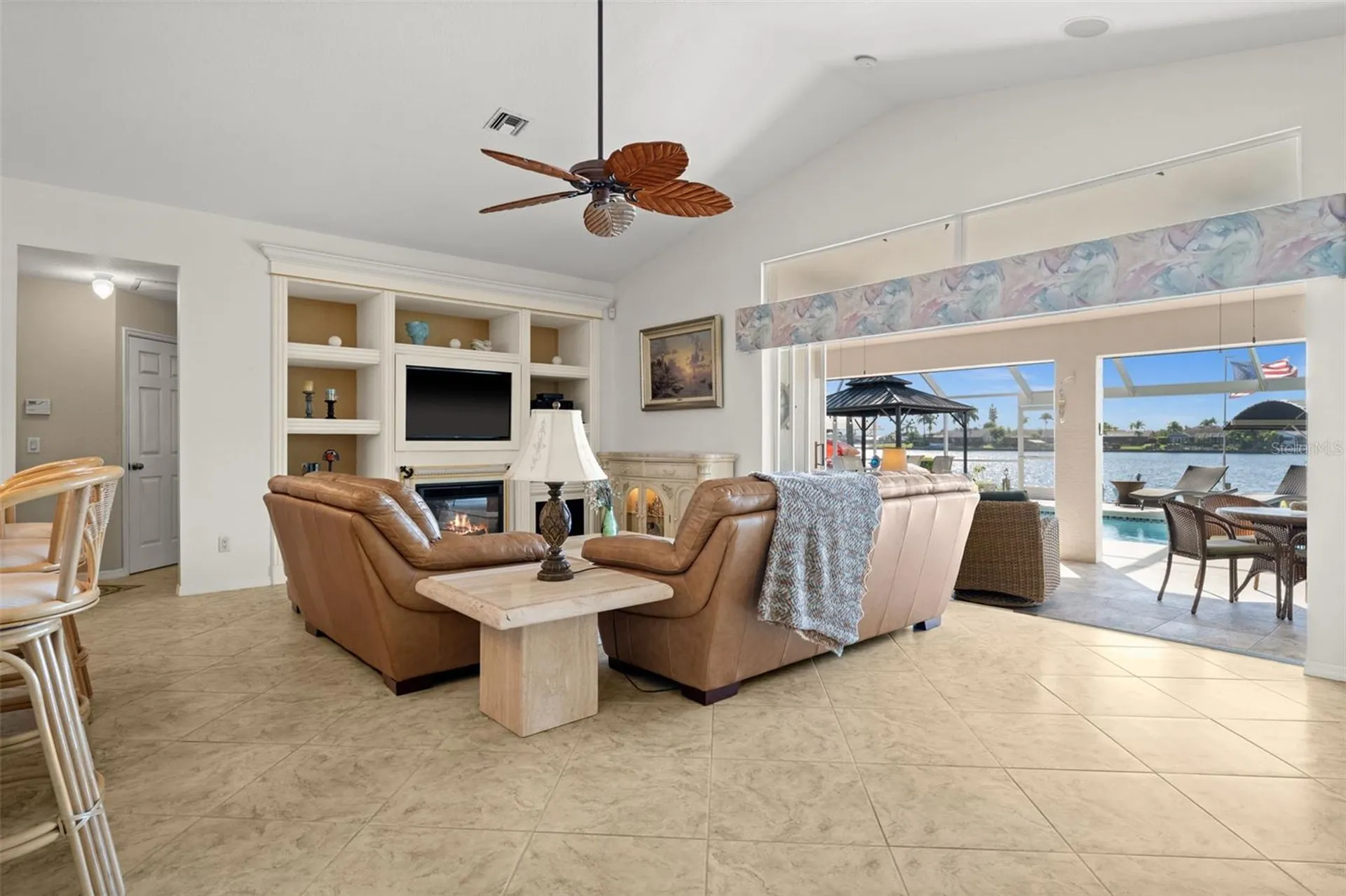 626 Cape Coral Parkway W Cape Coral FL 33914