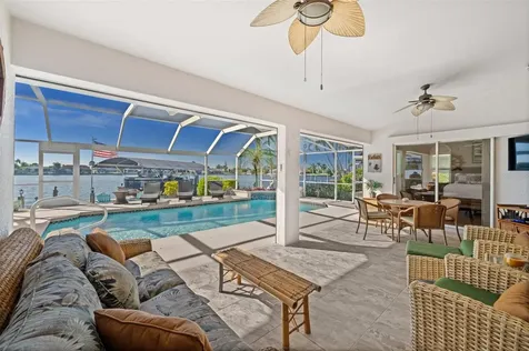 626 Cape Coral Parkway W Cape Coral FL 33914