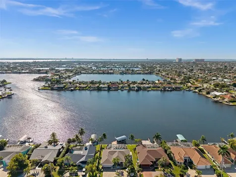 626 Cape Coral Parkway W Cape Coral FL 33914