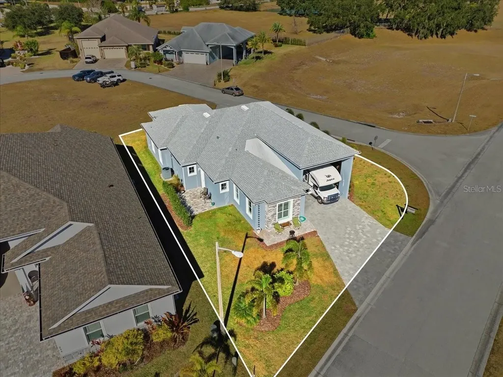 303 Nolane Lane Polk City FL 33868