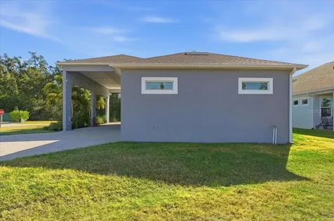 303 Nolane Lane Polk City FL 33868