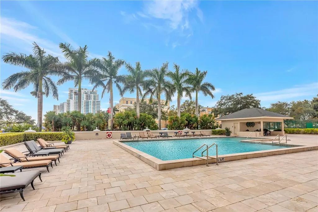 3301 Bayshore Boulevard Tampa FL 33629