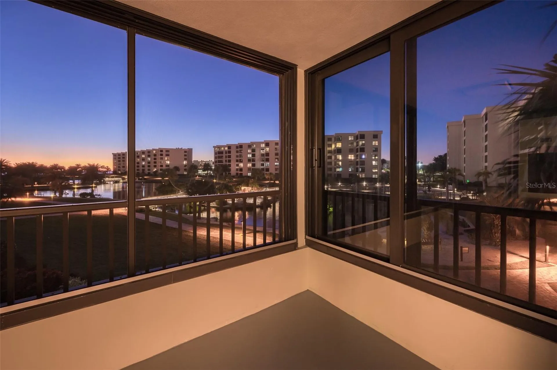 5780 Midnight Pass Road Sarasota FL 34242