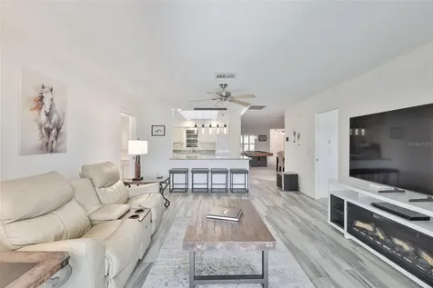 1506 Bentwood Drive Sun City Center FL 33573