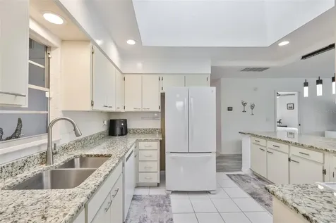 1506 Bentwood Drive Sun City Center FL 33573