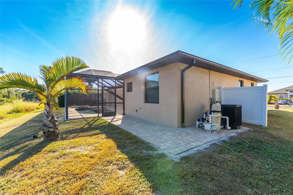167 Mariner Lane Rotonda West FL 33947
