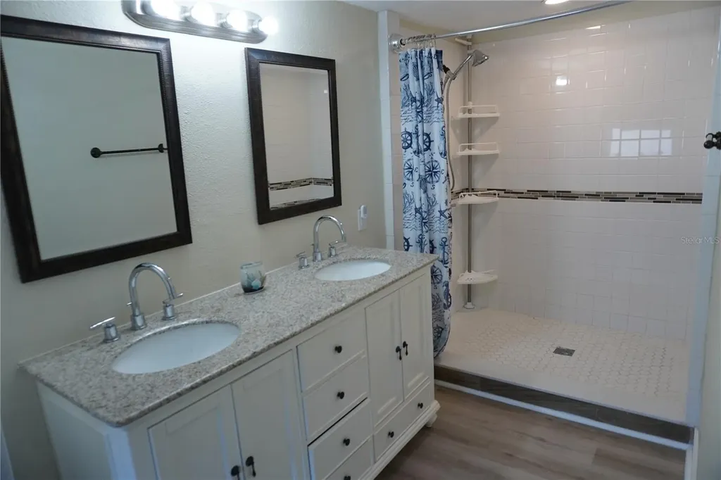 2436 Arapaho Street Sarasota FL 34231