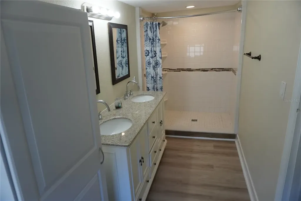 2436 Arapaho Street Sarasota FL 34231