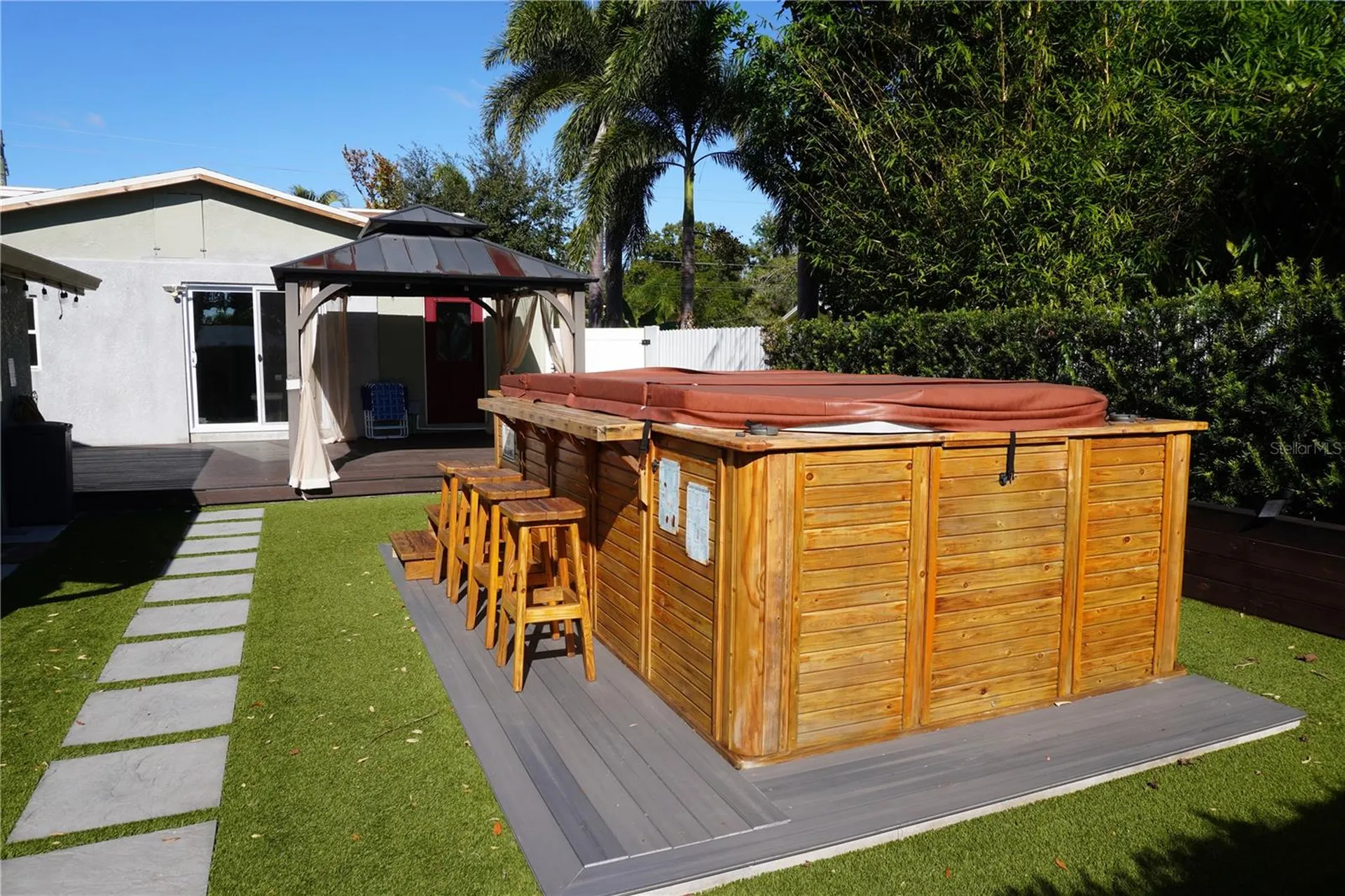 2436 Arapaho Street Sarasota FL 34231