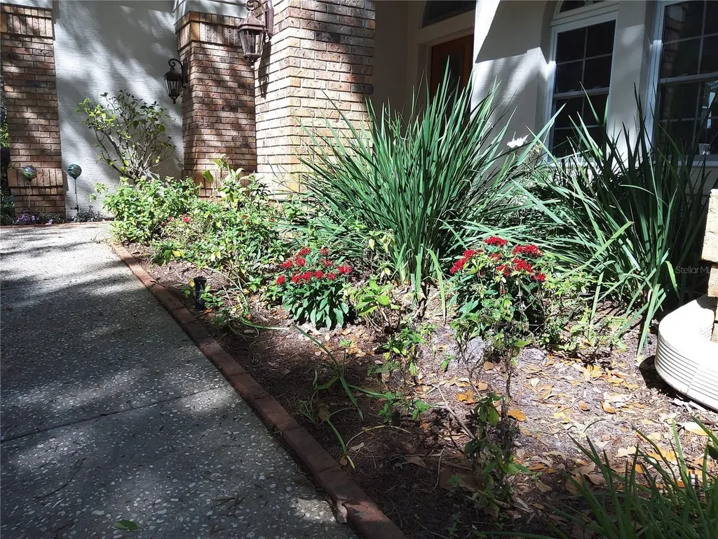 192 Sage Circle Crystal Beach FL 34681