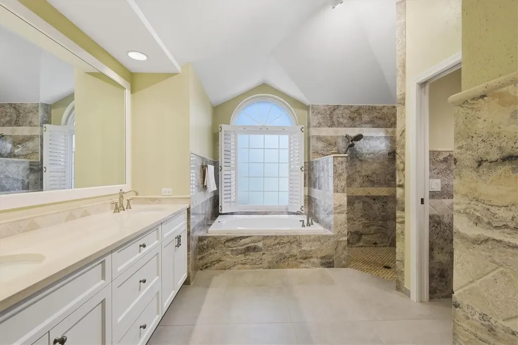 192 Sage Circle Crystal Beach FL 34681
