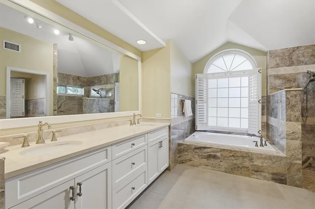 192 Sage Circle Crystal Beach FL 34681