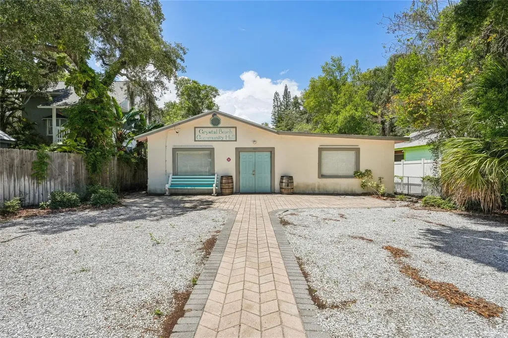 192 Sage Circle Crystal Beach FL 34681