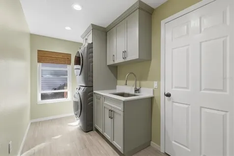 192 Sage Circle Crystal Beach FL 34681