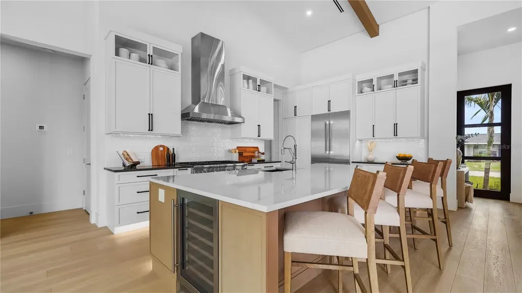1915 Tulip Drive Sarasota FL 34239