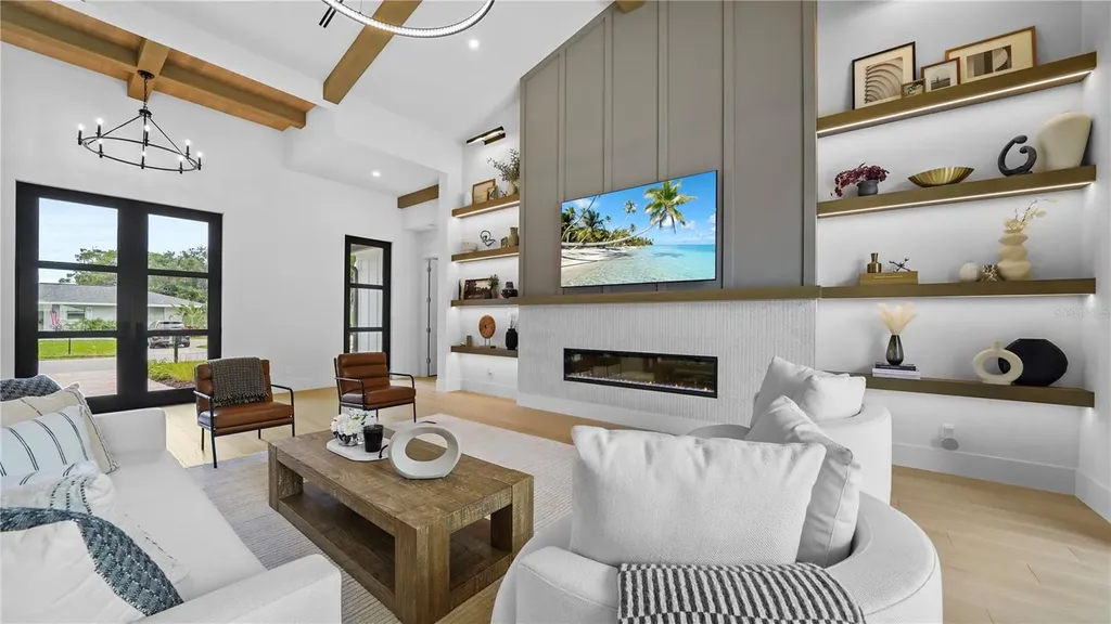 1915 Tulip Drive Sarasota FL 34239