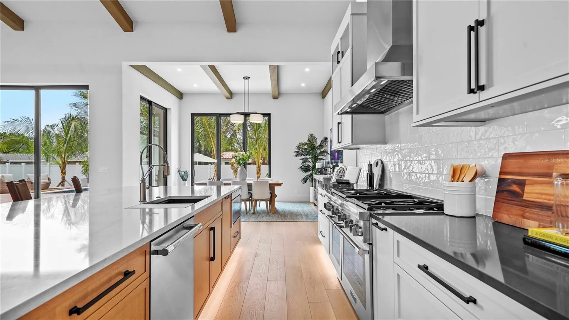 1915 Tulip Drive Sarasota FL 34239