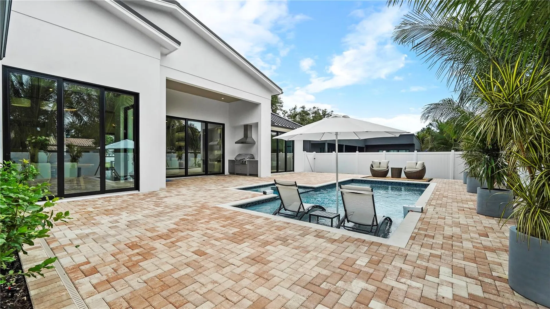 1915 Tulip Drive Sarasota FL 34239