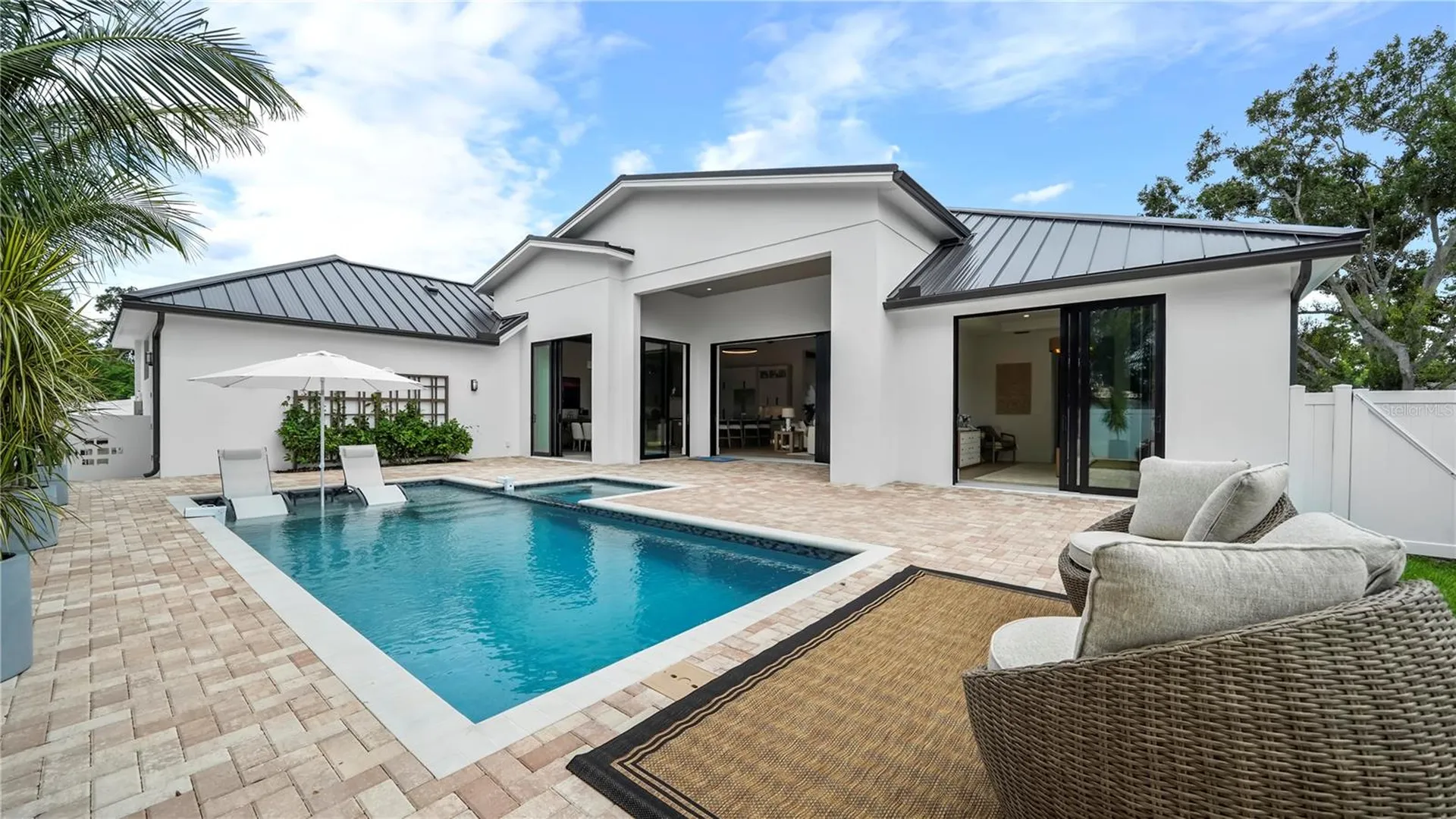 1915 Tulip Drive Sarasota FL 34239