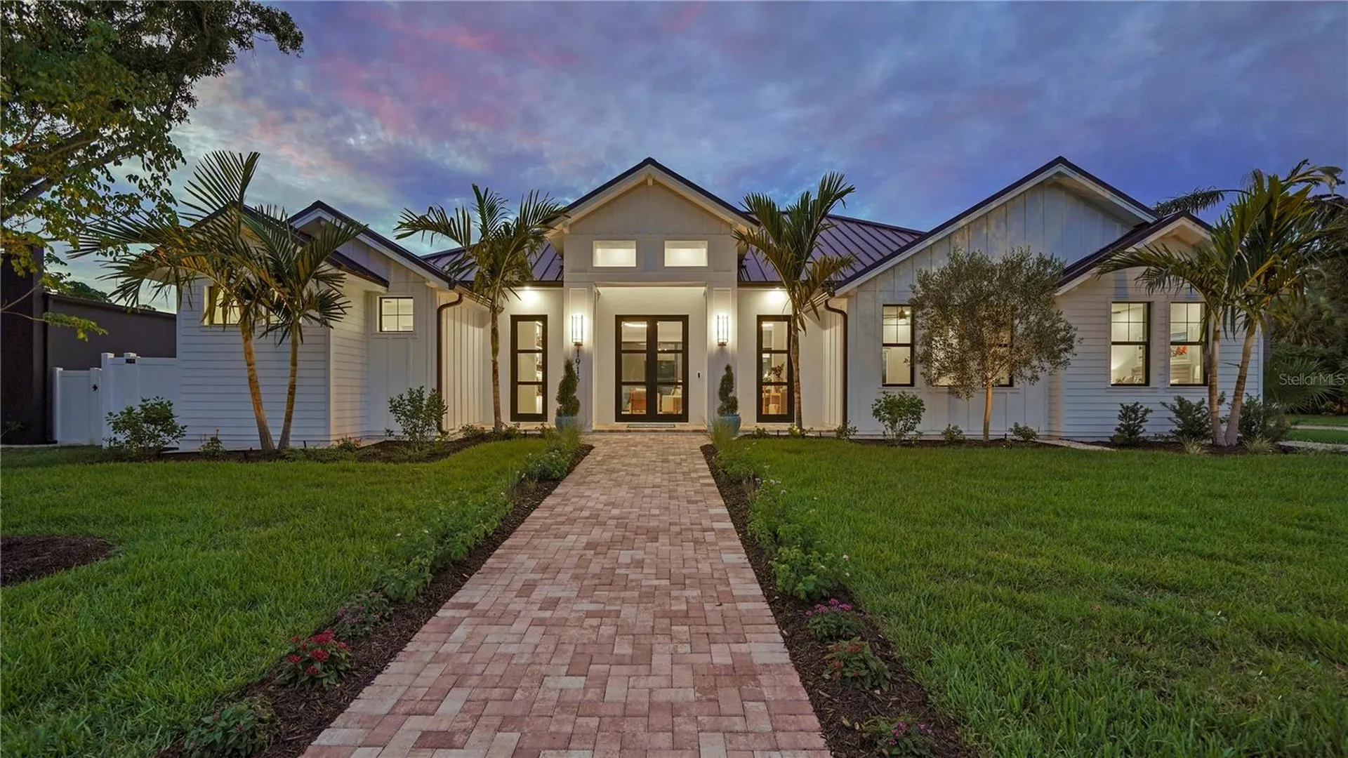 1915 Tulip Drive Sarasota FL 34239