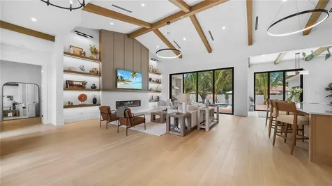 1915 Tulip Drive Sarasota FL 34239