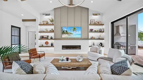 1915 Tulip Drive Sarasota FL 34239