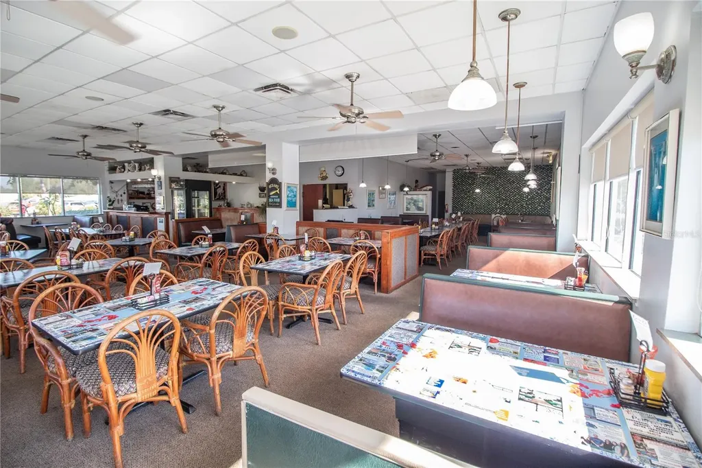 1130 N Tamiami Trail North Fort Myers FL 33903