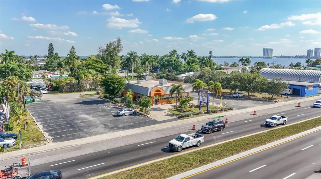 1130 N Tamiami Trail North Fort Myers FL 33903